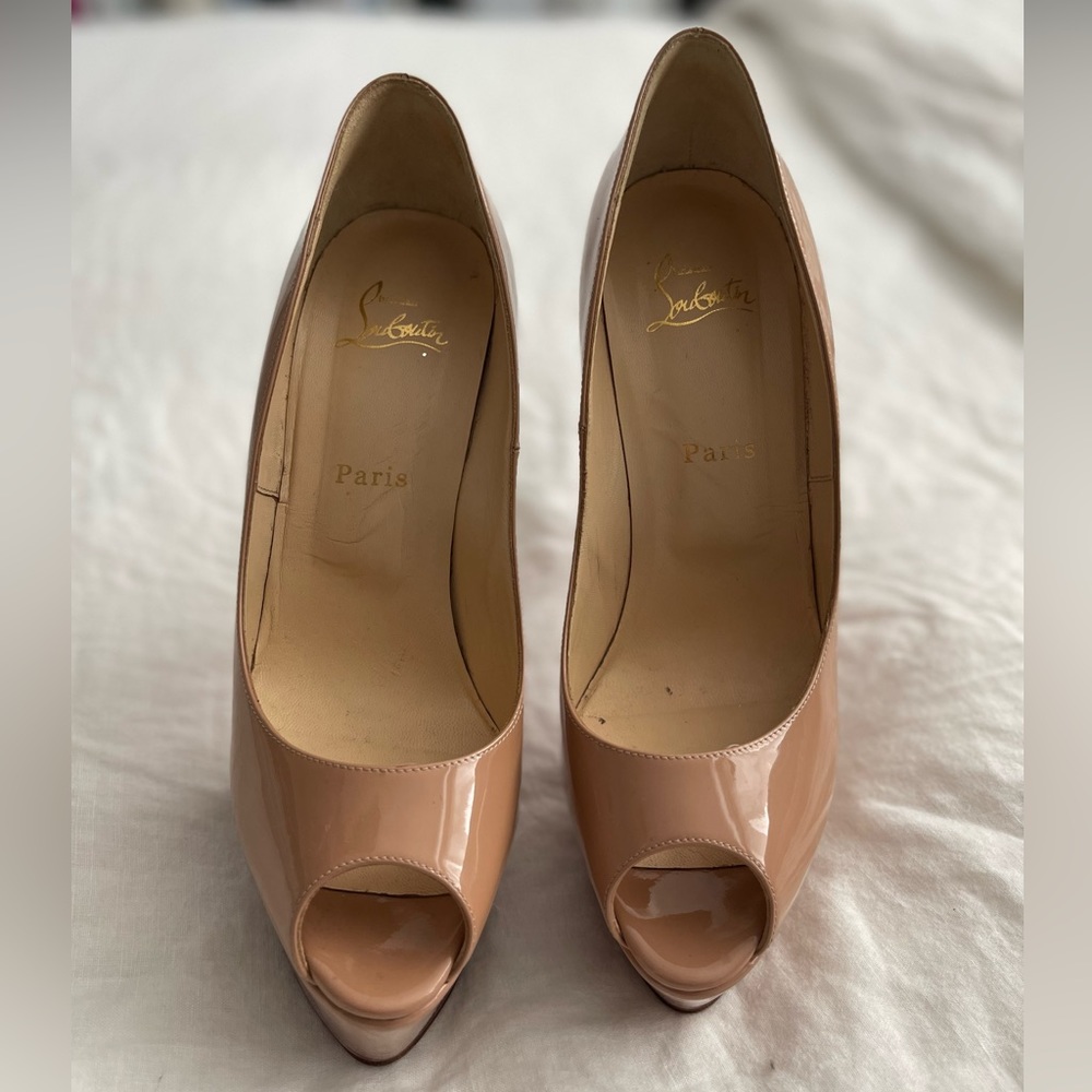 Christian Louboutin - Highness 160 Patent Leather Pumps - Picture 6 of 11